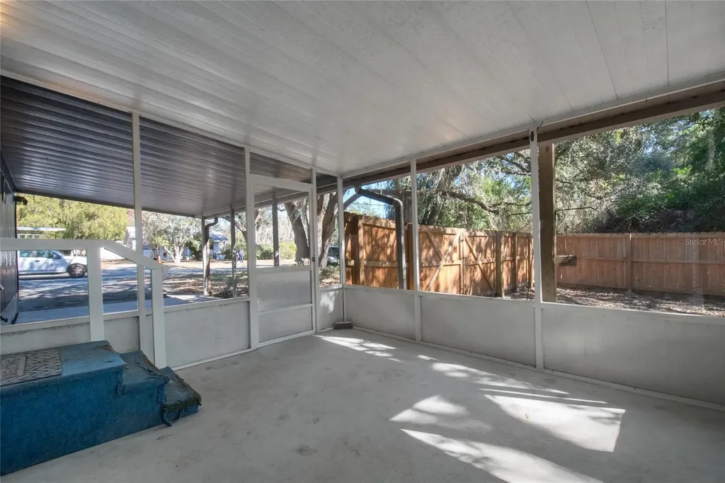 10356 SE Highway 42 Summerfield FL 34491