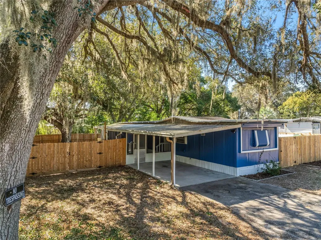 10356 SE Highway 42 Summerfield FL 34491