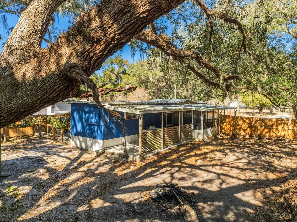 10356 SE Highway 42 Summerfield FL 34491