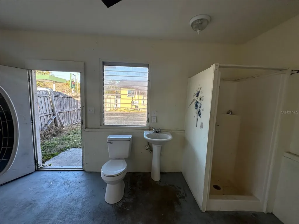 9710 NE 21st Avenue Anthony FL 32617