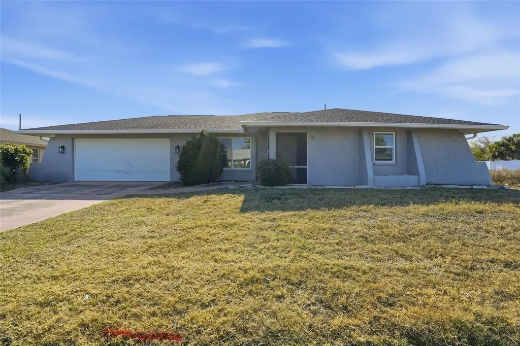 2499 Lake View Boulevard Port Charlotte FL 33948