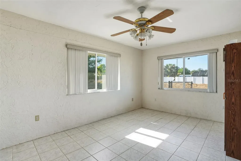 2499 Lake View Boulevard Port Charlotte FL 33948