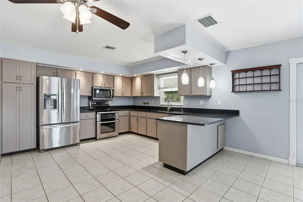 2499 Lake View Boulevard Port Charlotte FL 33948
