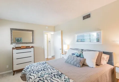 5541 Puerta Del Sol Boulevard S St Petersburg FL 33715