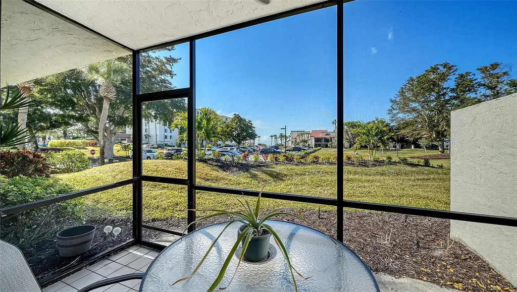 2055 Gulf Of Mexico Drive Longboat Key FL 34228