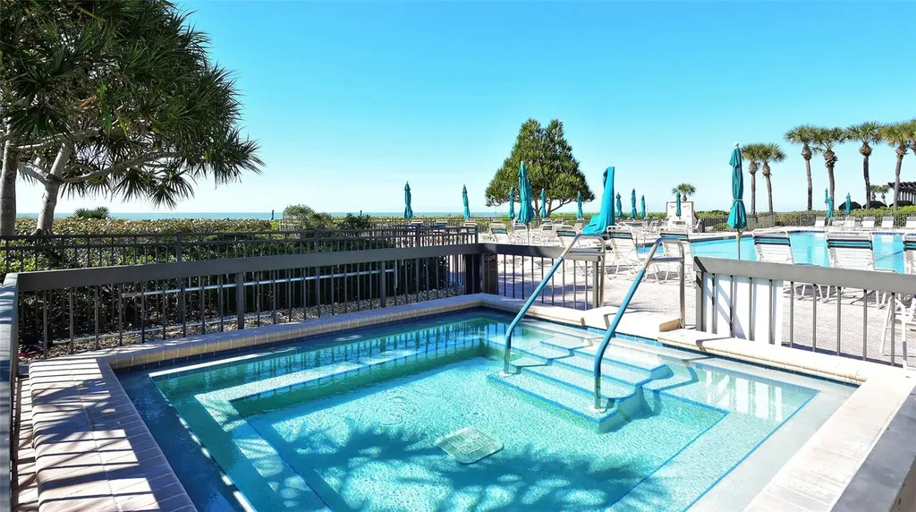 2055 Gulf Of Mexico Drive Longboat Key FL 34228
