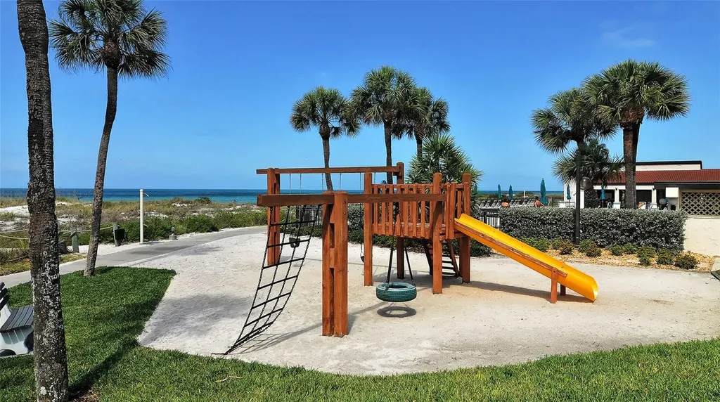 2055 Gulf Of Mexico Drive Longboat Key FL 34228