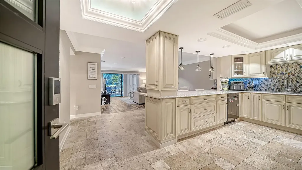 2055 Gulf Of Mexico Drive Longboat Key FL 34228