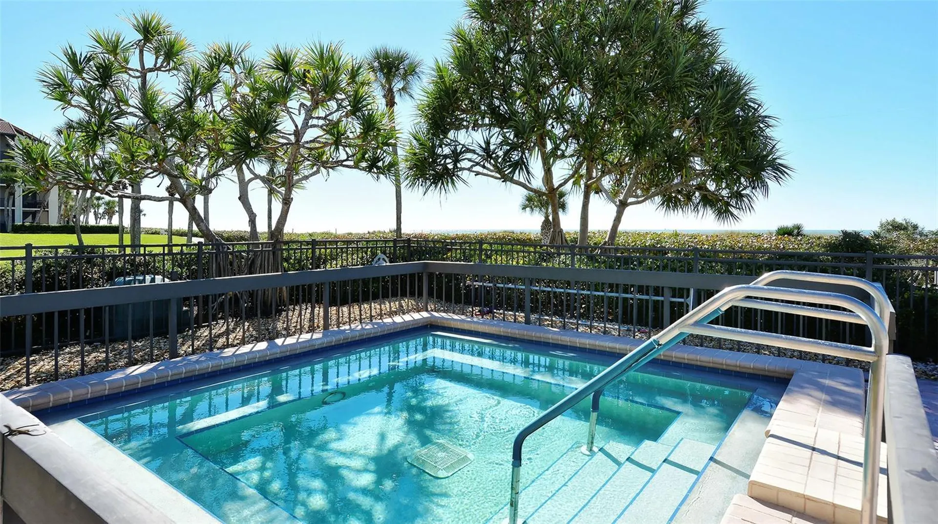 2055 Gulf Of Mexico Drive Longboat Key FL 34228