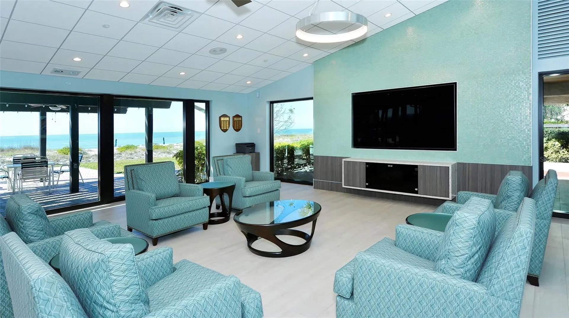 2055 Gulf Of Mexico Drive Longboat Key FL 34228