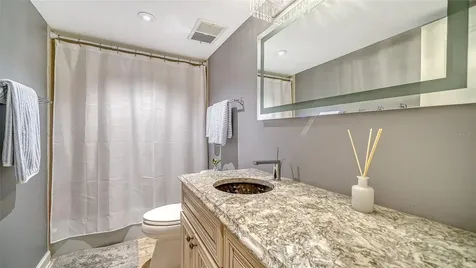 2055 Gulf Of Mexico Drive Longboat Key FL 34228