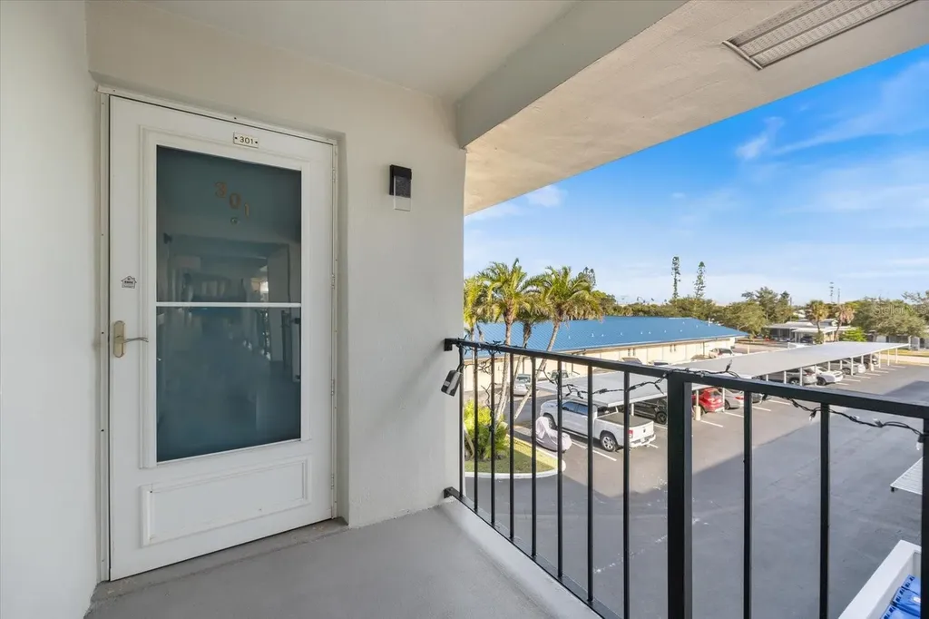 649 Tamiami Trail S Venice FL 34285