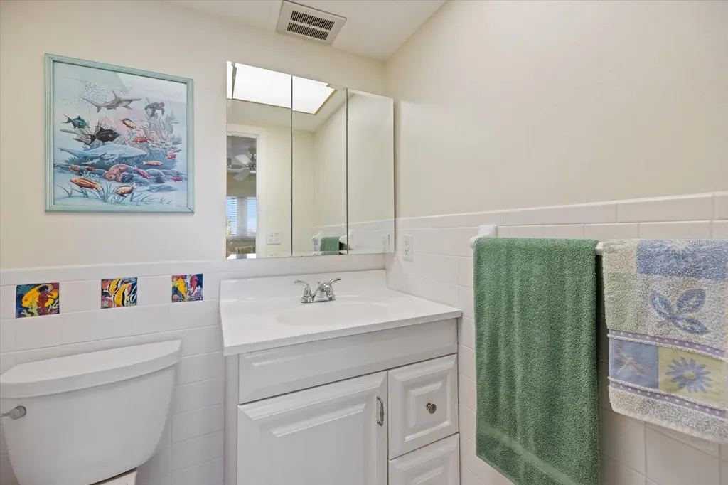 649 Tamiami Trail S Venice FL 34285
