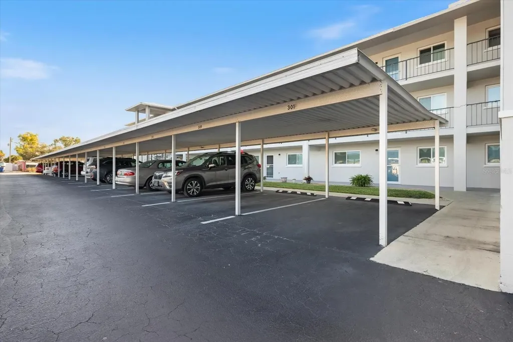 649 Tamiami Trail S Venice FL 34285