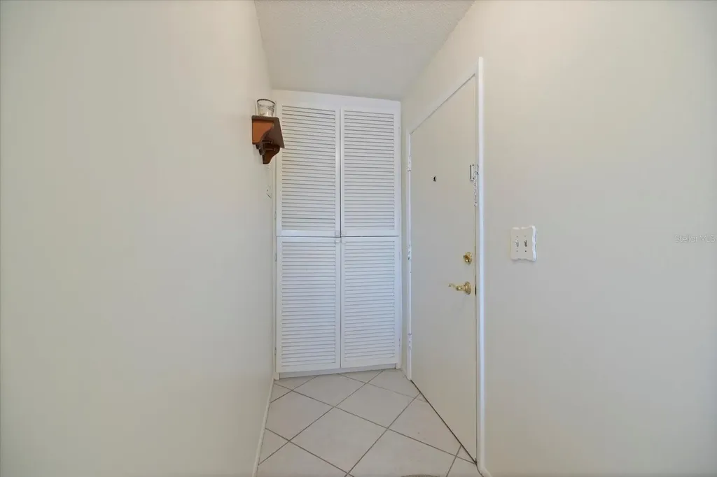 649 Tamiami Trail S Venice FL 34285