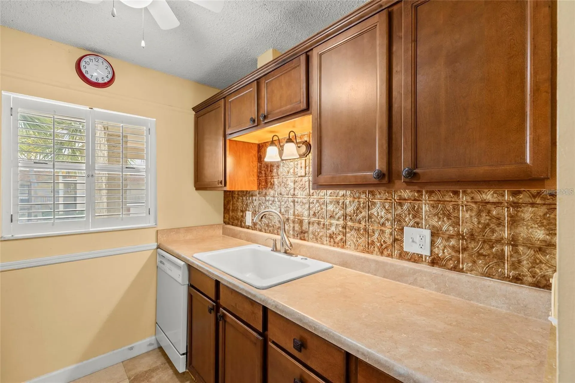 2750 E Bay Drive Largo FL 33771