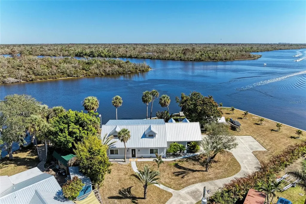 9610 SW Yacht Drive Arcadia FL 34269