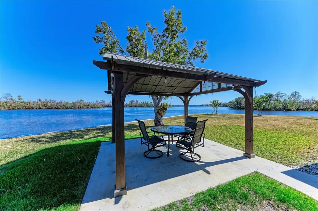9610 SW Yacht Drive Arcadia FL 34269