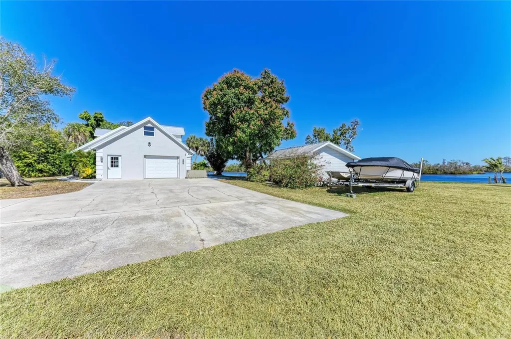 9610 SW Yacht Drive Arcadia FL 34269