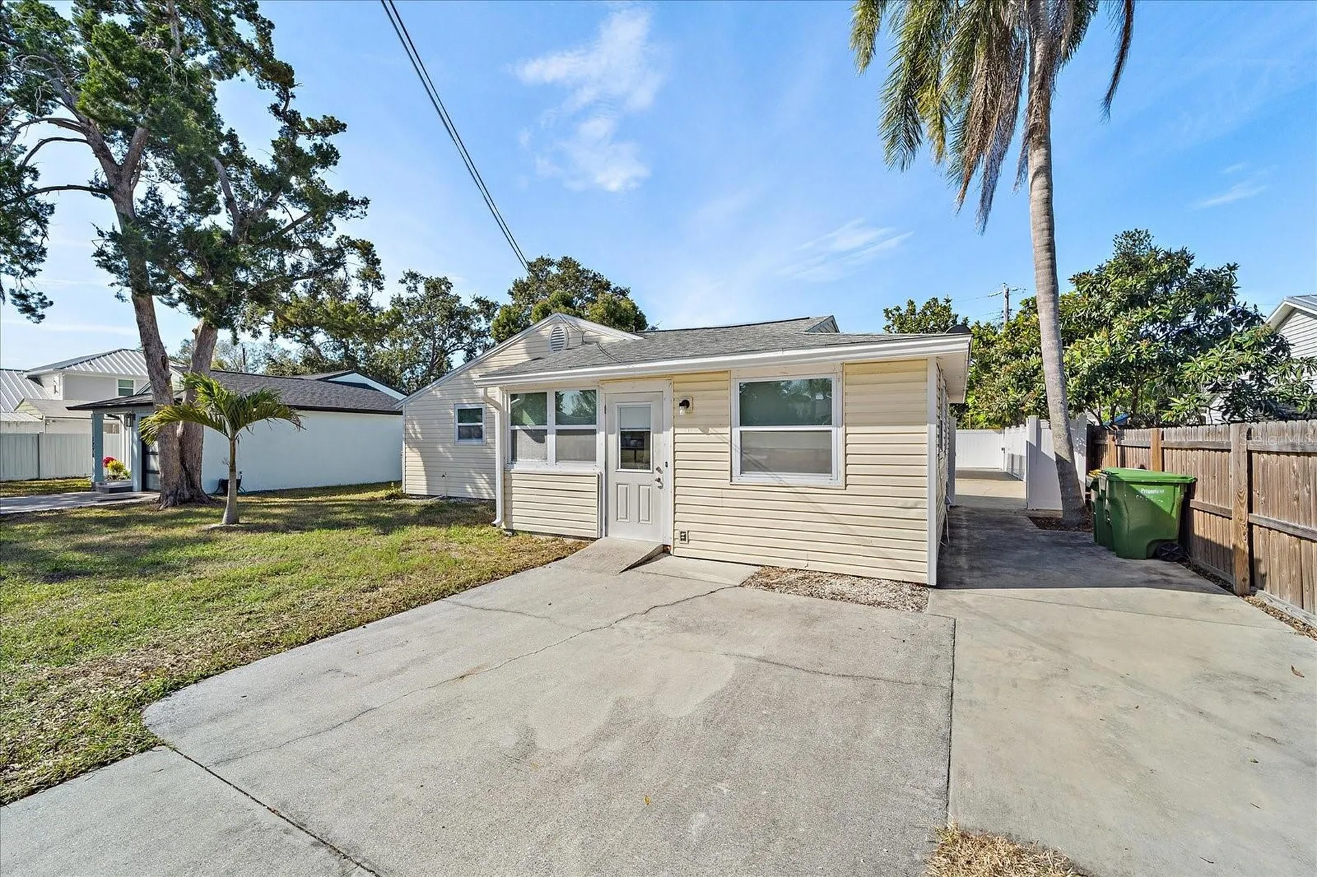 1220 S Brink Avenue Sarasota FL 34239