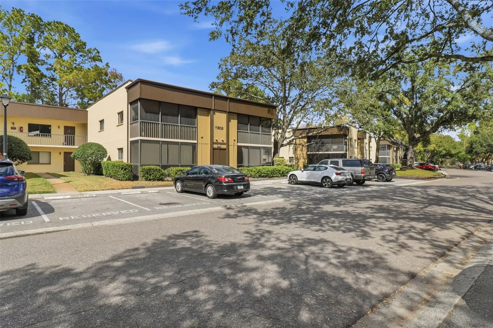 11808 Raintree Lake Lane Tampa FL 33617