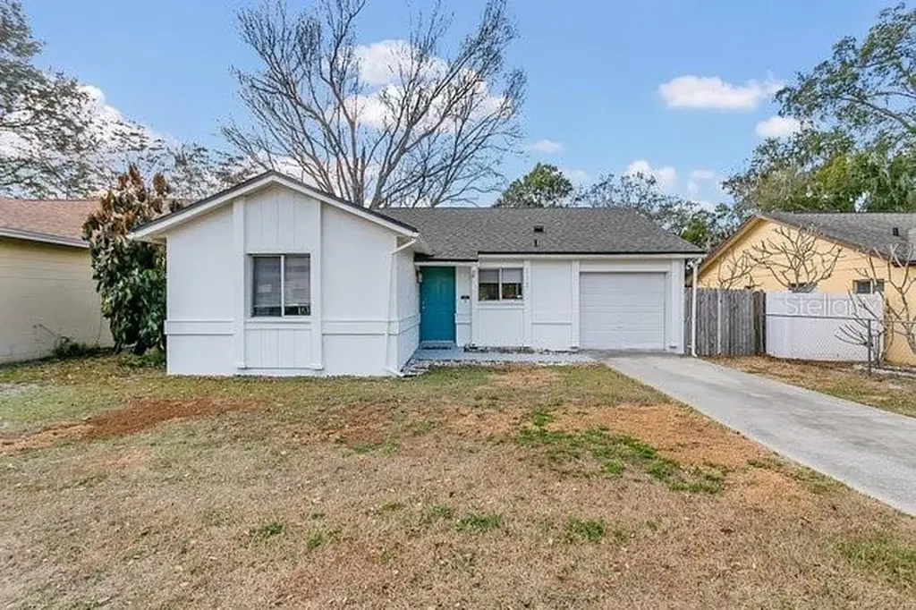 172 Grove Street Orlando FL 32835