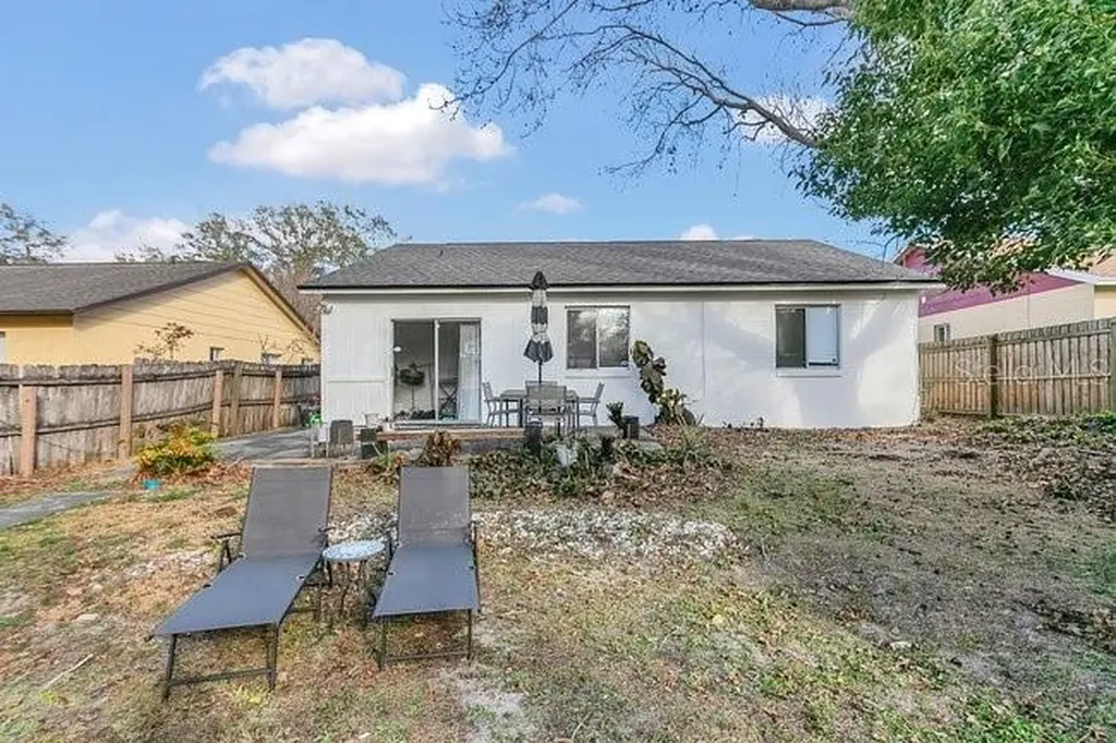 172 Grove Street Orlando FL 32835