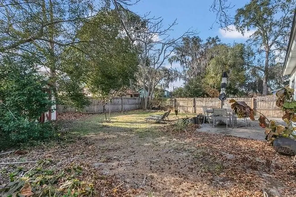 172 Grove Street Orlando FL 32835