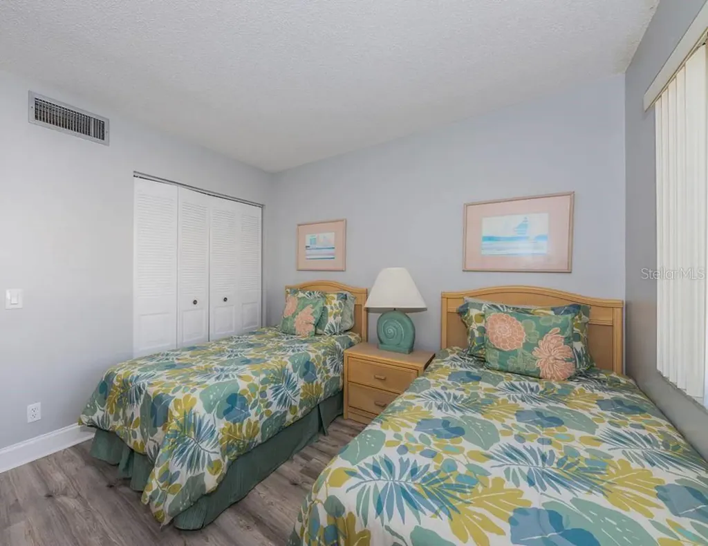 5724 Puerta Del Sol Boulevard S St Petersburg FL 33715