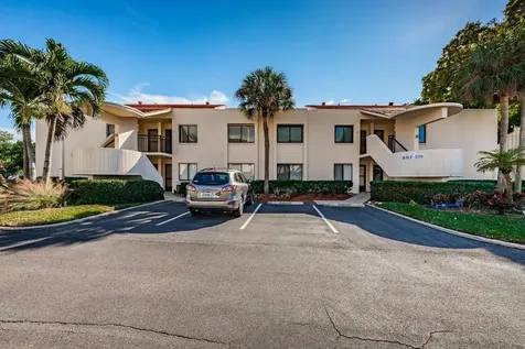 5724 Puerta Del Sol Boulevard S St Petersburg FL 33715