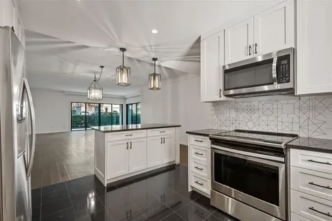 106 S Interlachen Avenue Winter Park FL 32789