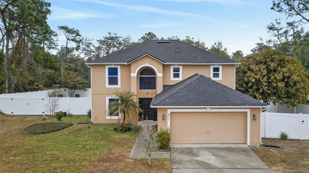 871 Courtland Boulevard Deltona FL 32738