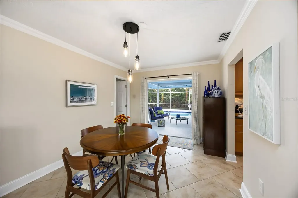 3619 Pembrook Drive Sarasota FL 34239