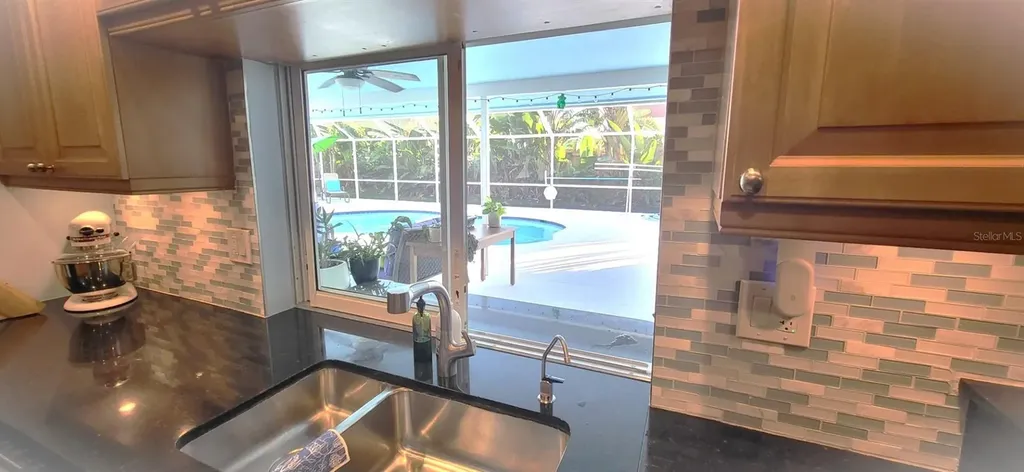 3619 Pembrook Drive Sarasota FL 34239