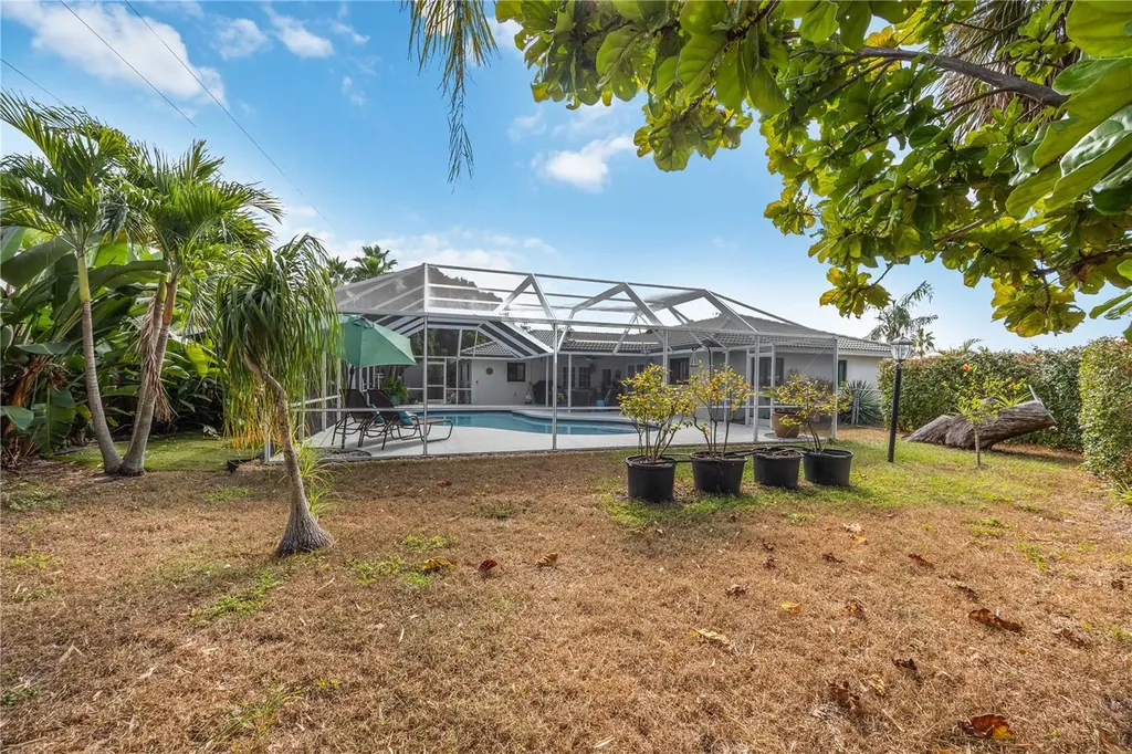 3619 Pembrook Drive Sarasota FL 34239
