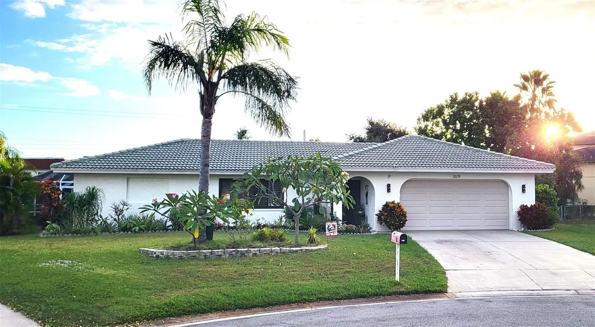 3619 Pembrook Drive Sarasota FL 34239