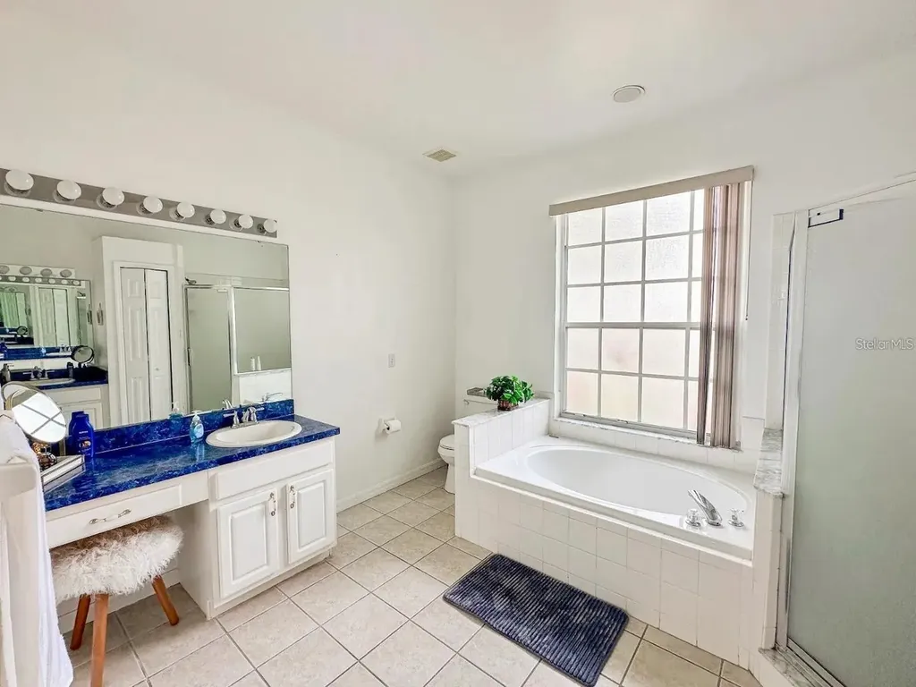 344 Grosvenor Loop Davenport FL 33897