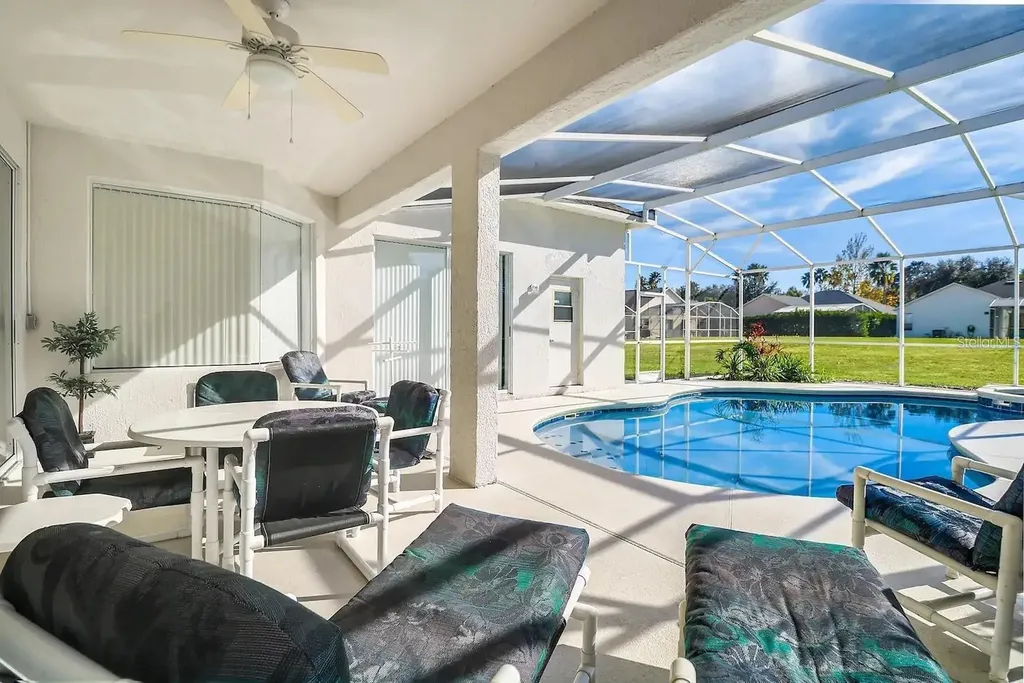 344 Grosvenor Loop Davenport FL 33897