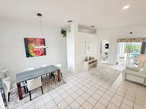 344 Grosvenor Loop Davenport FL 33897