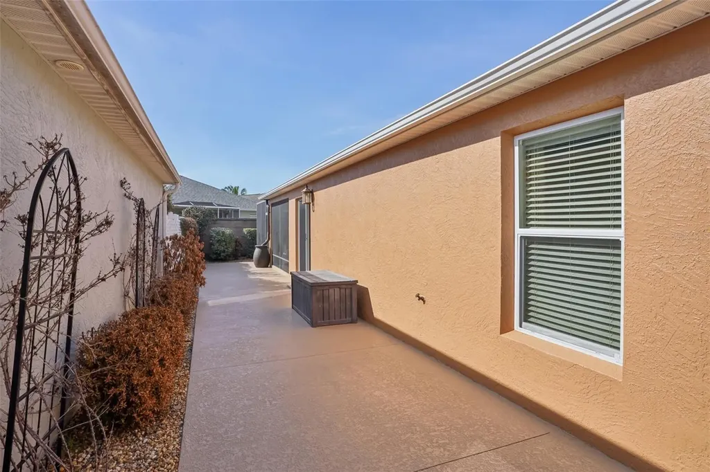 1052 Becker Avenue The Villages FL 32163