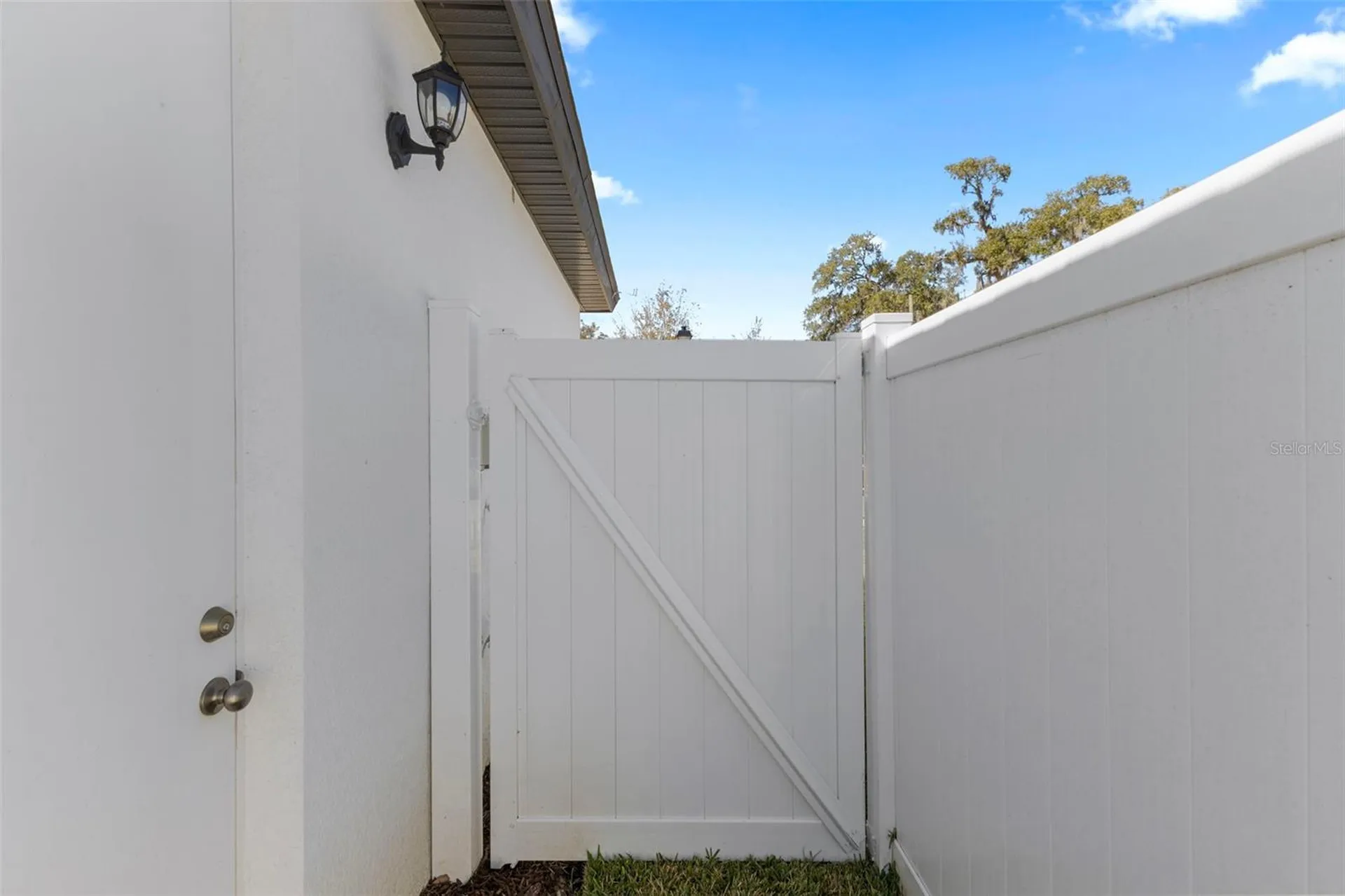 5062 Emerald Acres Way Zephyrhills FL 33541