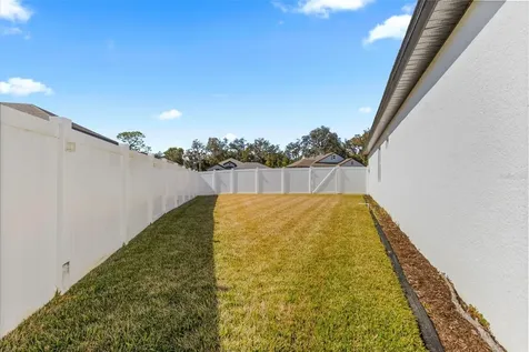 5062 Emerald Acres Way Zephyrhills FL 33541
