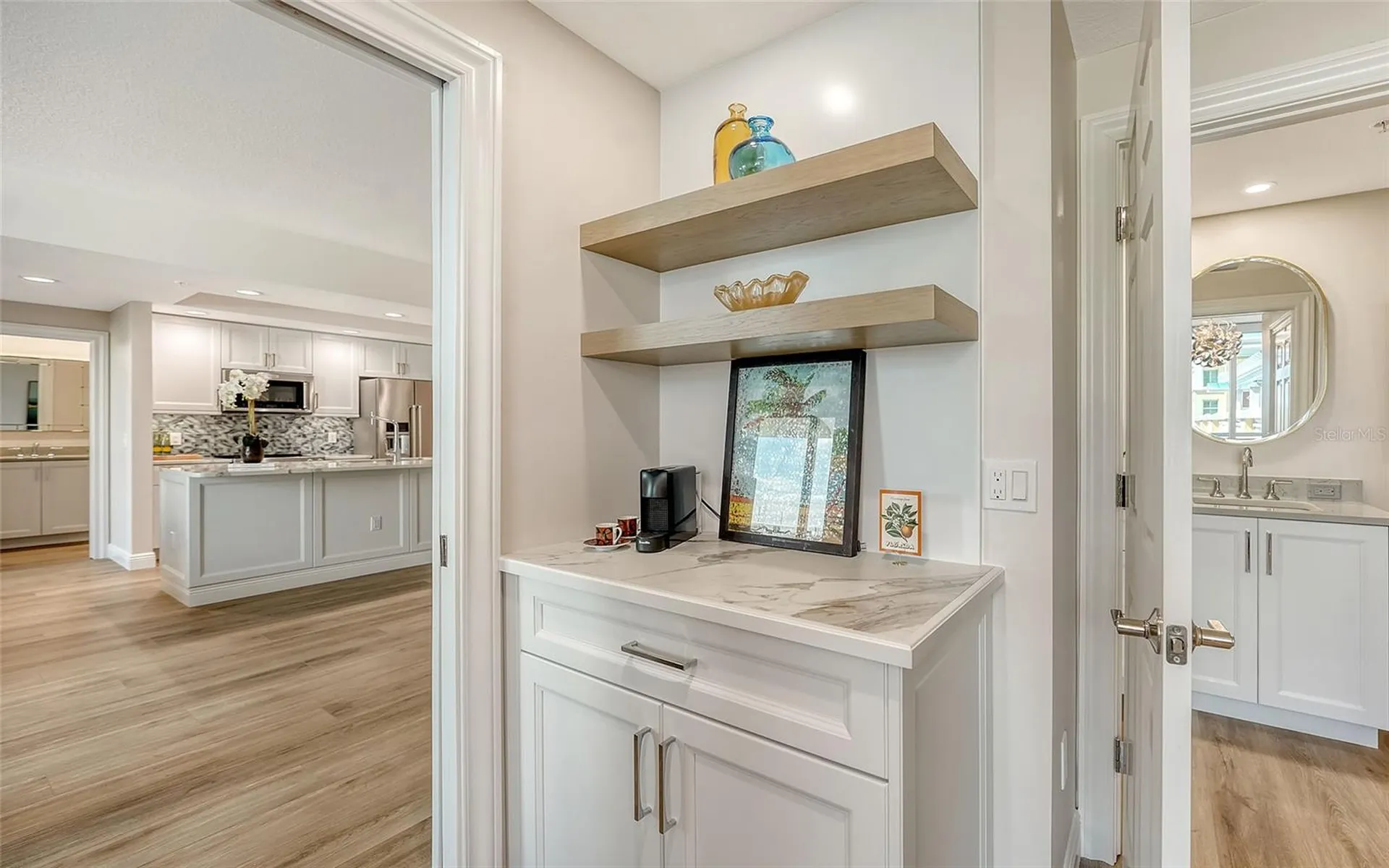 800 N Tamiami Trail Sarasota FL 34236