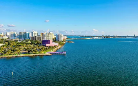 800 N Tamiami Trail Sarasota FL 34236