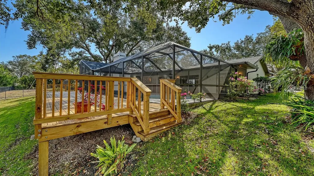 5331 Dominica Circle Sarasota FL 34233