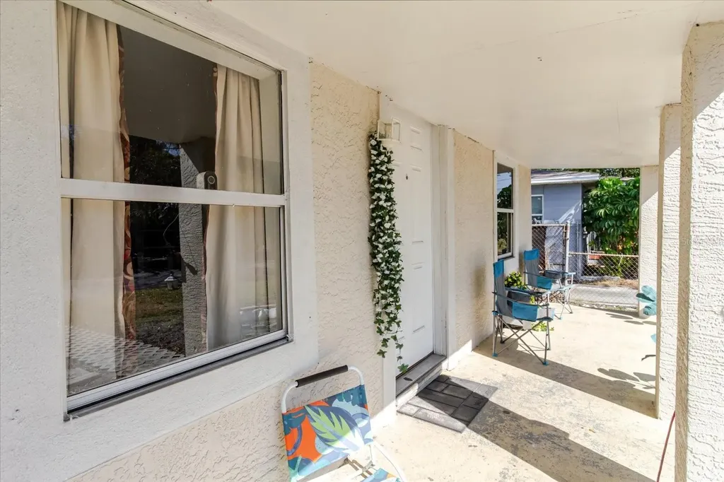 2006 Stuart Street Tampa FL 33605