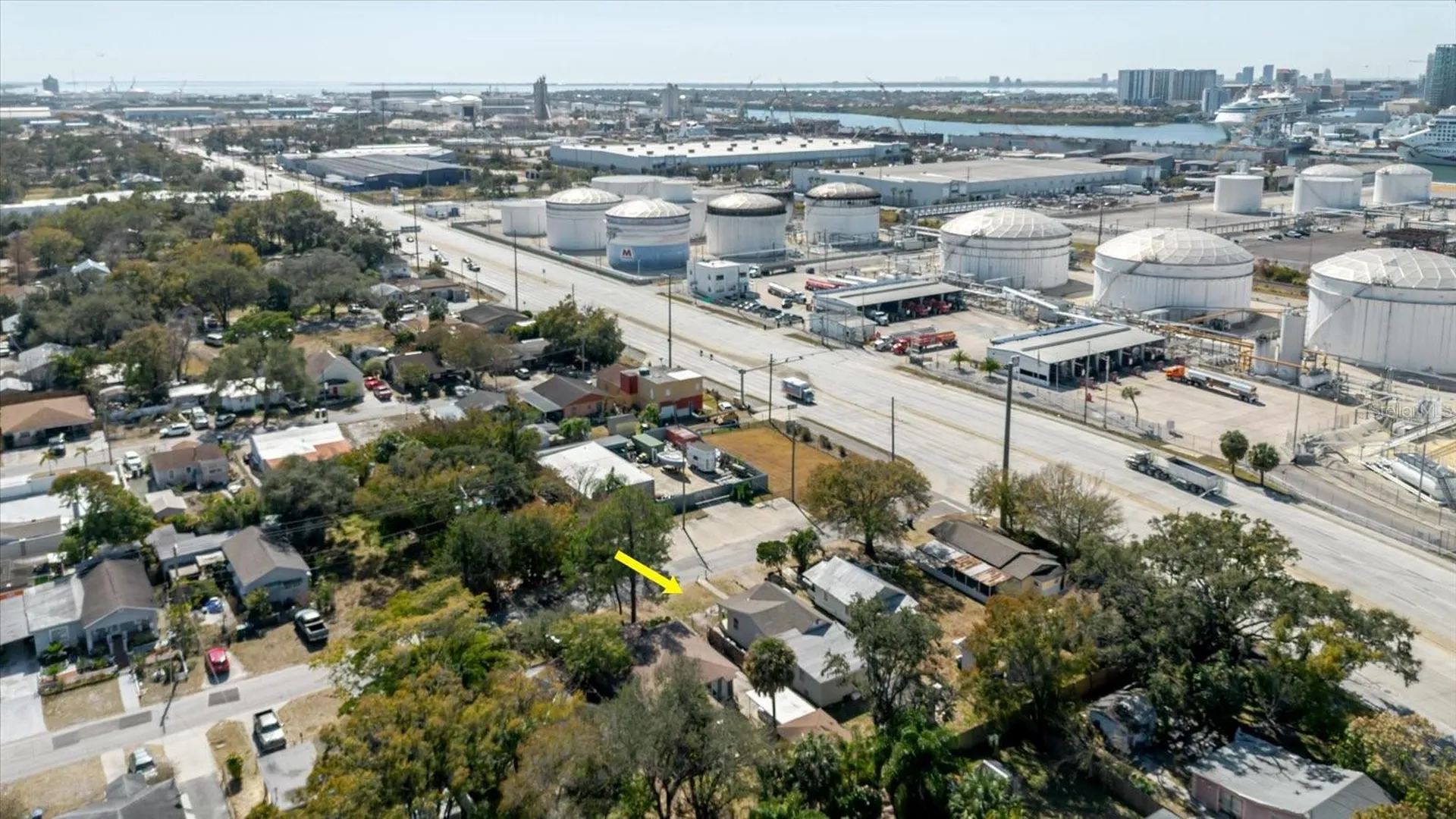 2006 Stuart Street Tampa FL 33605