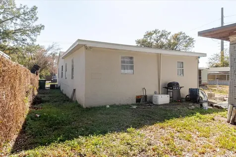 2006 Stuart Street Tampa FL 33605