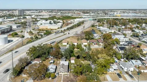 2006 Stuart Street Tampa FL 33605