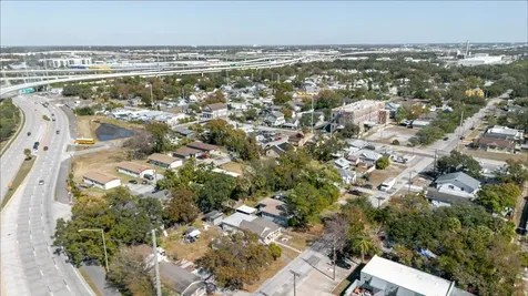 2006 Stuart Street Tampa FL 33605